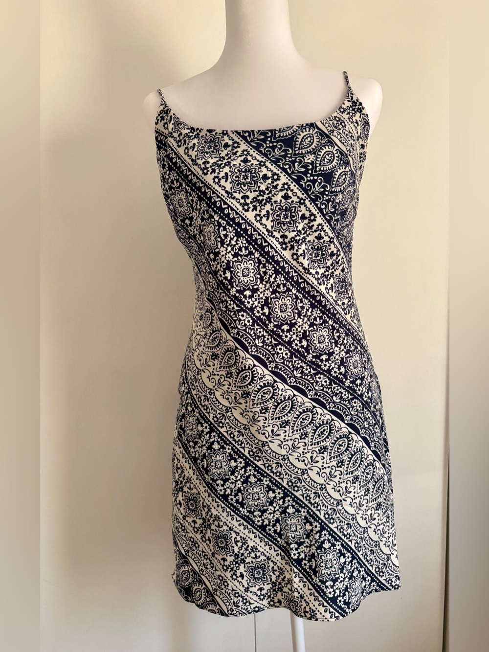 New Abercrombie & Fitch Navy and White Printed Slip Dress